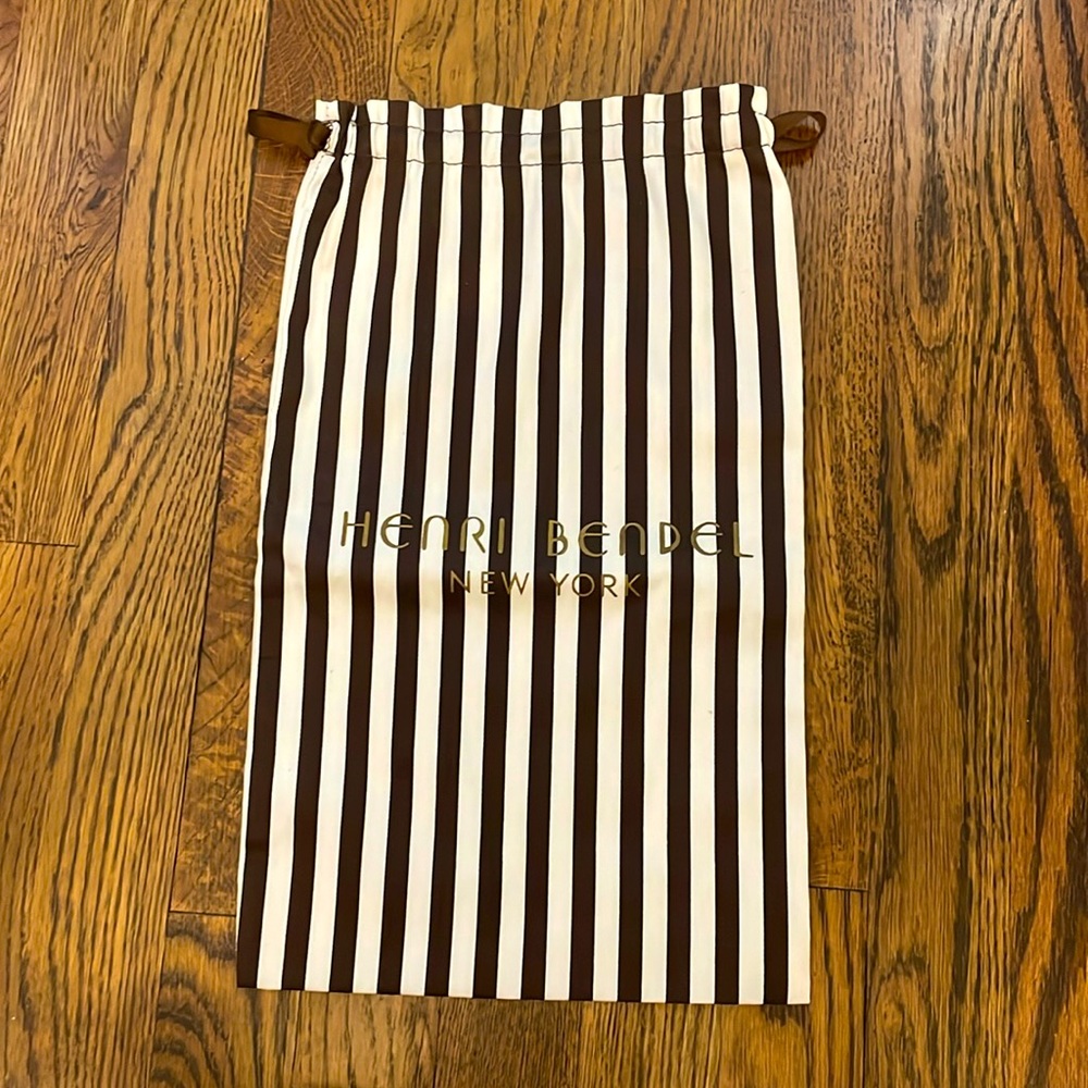Henri Bendel dust bag